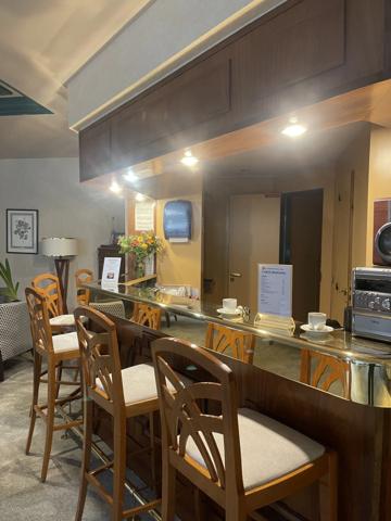 Cœur de ville, résidence senior Les Hespérides de Levallois , Grand studio 40m²