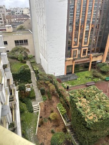 Cœur de ville, résidence senior Les Hespérides de Levallois , Grand studio 40m²