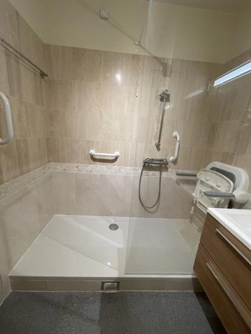 Cœur de ville, résidence senior Les Hespérides de Levallois , Grand studio 40m²