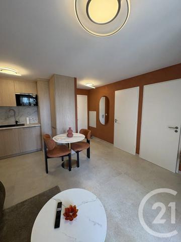 Appartement à vendre  2 pièces - 38 m 2   ROQUEBRUNE CAP MARTIN  - 06