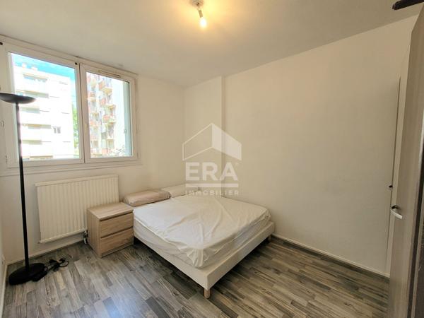 PAU -  Location meublée - Appartement T4 de 84m² avec garage et balcon
