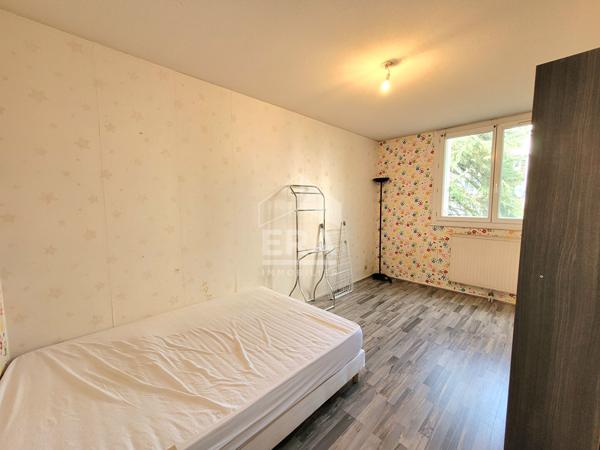 PAU -  Location meublée - Appartement T4 de 84m² avec garage et balcon