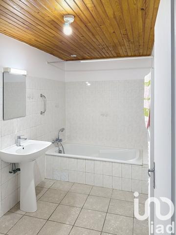 Maison à vendre 6 pièces 136 m² Guern