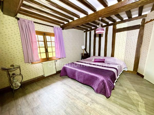 Élégante propriété normande du XIXᵉ siècle – Maison principale, Maison d’amis, dépendances, Parc Paysager