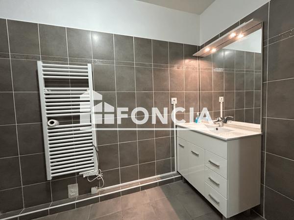 Location Appartement 2 pièces 37.2 m² - Toulon 83100