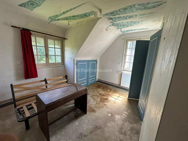 Vente                                                      Maison
                        
                     7 pièces                      133 m2                     à Guingamp