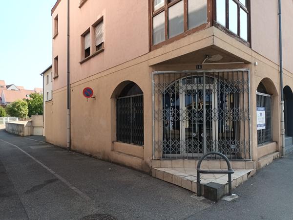 GRAND LOCAL COMMERCIAL A COLMAR