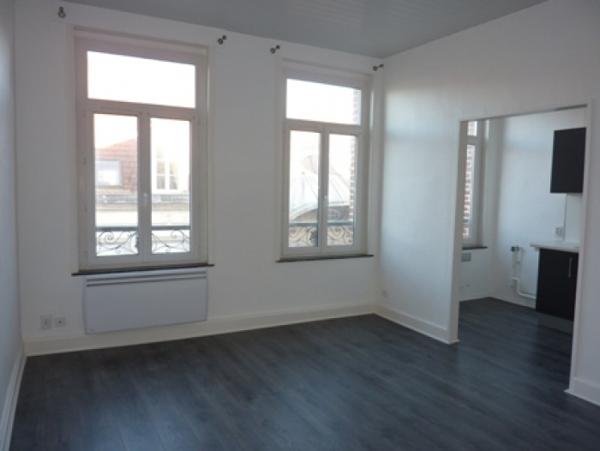 Location Appartement 2 pièces Cambrai (59400) - RUE SAINT GERY