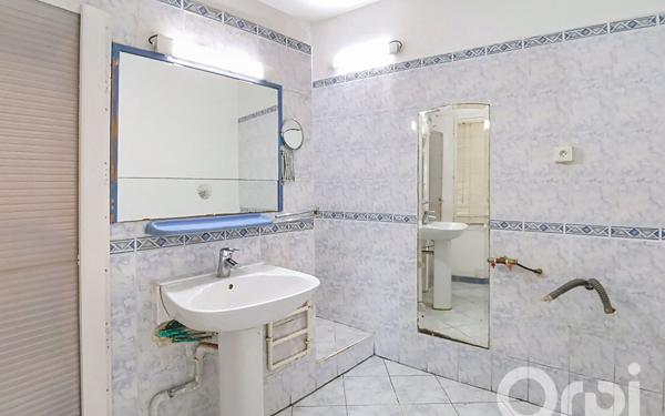 Maison à vendre    3 pièces •  Toulon