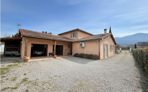 Maison à vendre    4 pièces • 171 m2 La Saulce