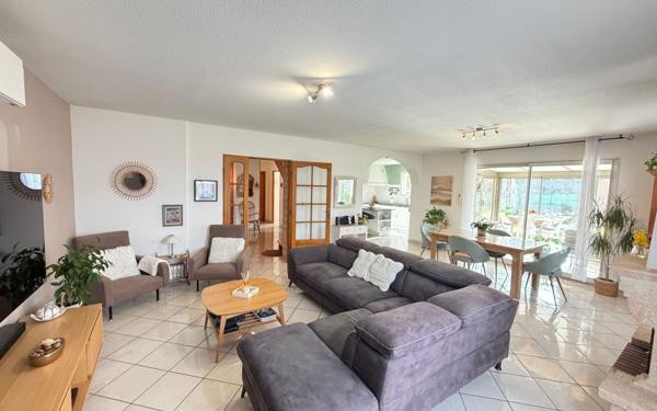 Maison à vendre    4 pièces • 171 m2 La Saulce