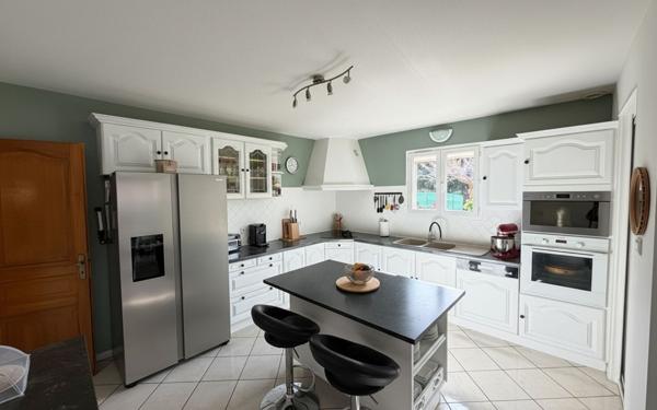 Maison à vendre    4 pièces • 171 m2 La Saulce