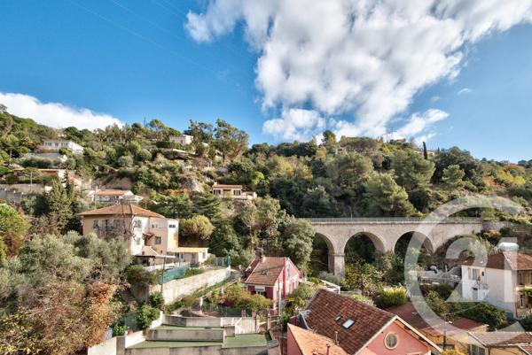 Appartement F4 à vendre  4 pièces - 97,68 m2 NICE - 06