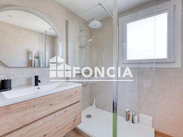 À vendre Appartement 4 pièces 77 m² - Six-fours-les-plages 83140