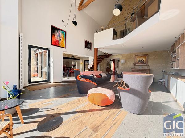 MAISON CAEN NORD - CH RDV 7 pièce(s) 264 m2, Caen 14000