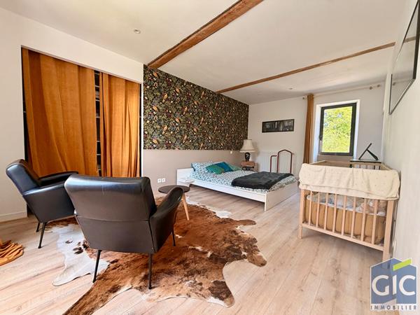 MAISON CAEN NORD - CH RDV 7 pièce(s) 264 m2, Caen 14000