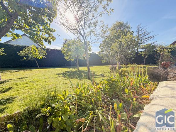 MAISON CAEN NORD - CH RDV 7 pièce(s) 264 m2, Caen 14000