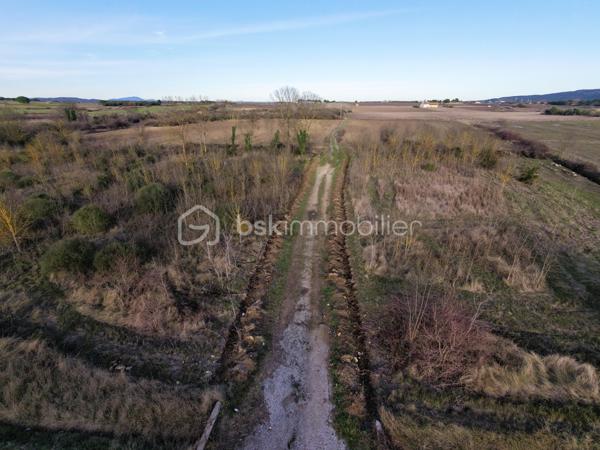 Terrain agricole de 5 617 m²