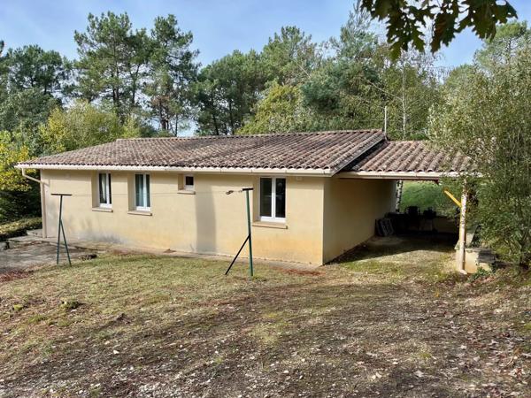 Maison de vacances de 3 chambres avec piscine commune, à proximité du lac et du village