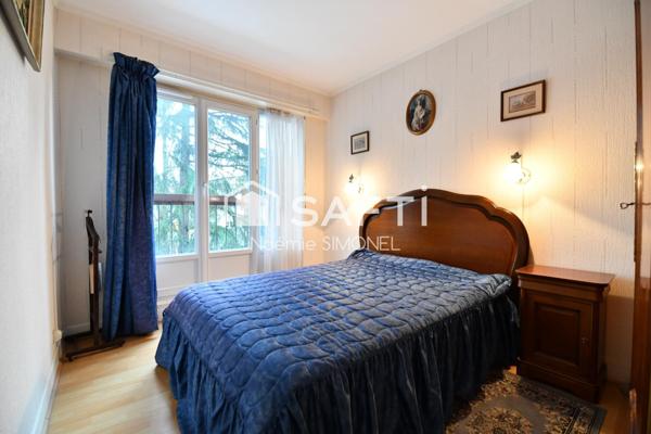 Appartement de quatre pièces !! Ravalement règle par les vendeurs !!