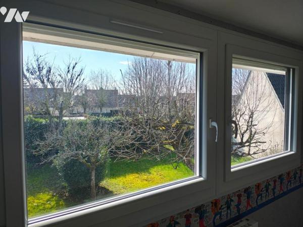Sur Damigny maison quatre chambres
