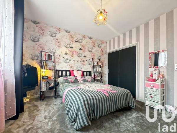 Maison à vendre 4 pièces 98 m² Laval