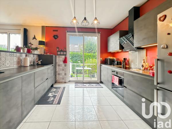 Maison à vendre 4 pièces 98 m² Laval