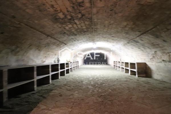 A Doullens entre Amiens et Arras propriété de 5 chambres.