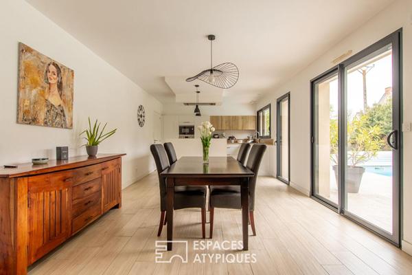 Élégante maison contemporaine avec piscine