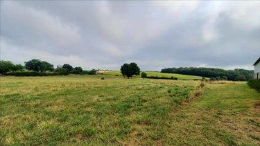 Bien agricole à vendre à Luçay-le-Mâle dans l'Indre (36360), ref : 021/1550