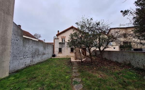 Maison à louer    5 pièces •  Drancy