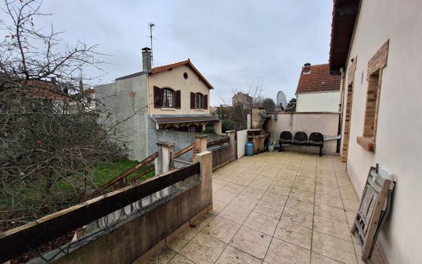 Maison à louer    5 pièces •  Drancy