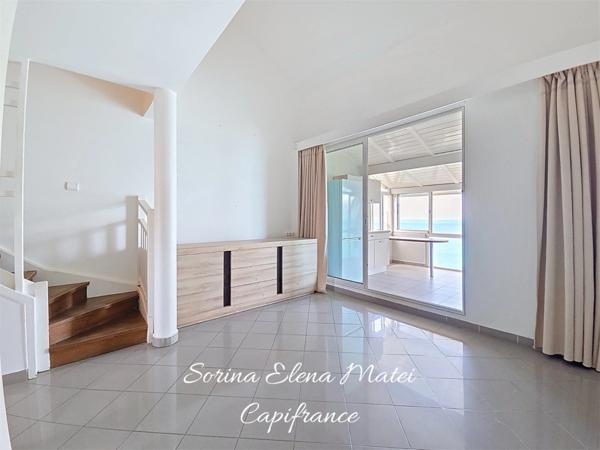 Appartement T2 coup de cœur – Vue mer exceptionnelle et accès direct à la plage