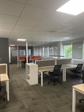 Le Mans (72000) PLATEAU DE BUREAUX 307 M² - ZONE FRANCHE