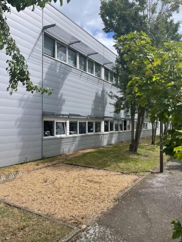 Le Mans (72000) PLATEAU DE BUREAUX 307 M² - ZONE FRANCHE