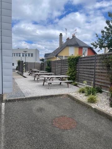 Le Mans (72000) PLATEAU DE BUREAUX 307 M² - ZONE FRANCHE