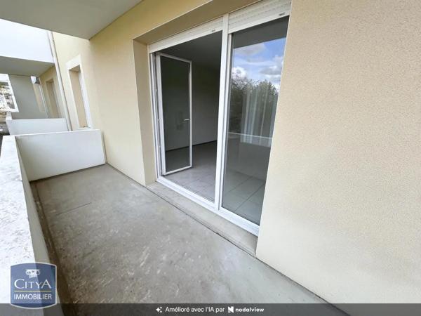 Appartement à louer 2 pièces 48.3m² Bressuire (79300)