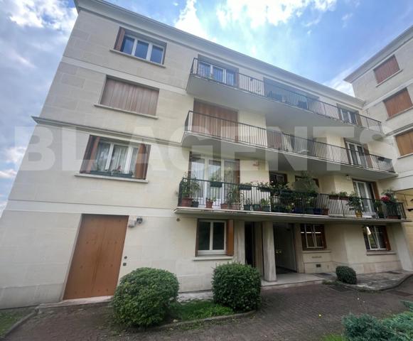 A VENDRE Très beau F5 au RAINCY (93340)