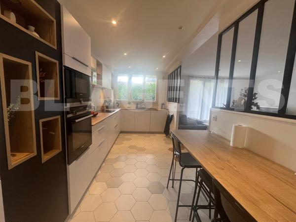 A VENDRE Très beau F5 au RAINCY (93340)