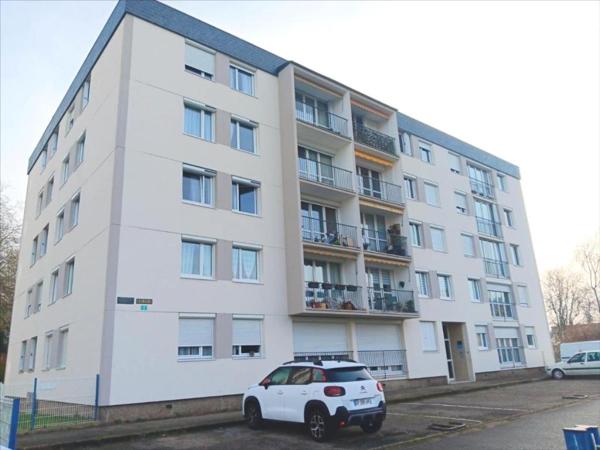 APPARTEMENT F4 AVEC PARKING ET ASCENSEUR CENTRE VILLE