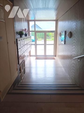 APPARTEMENT F4 AVEC PARKING ET ASCENSEUR CENTRE VILLE