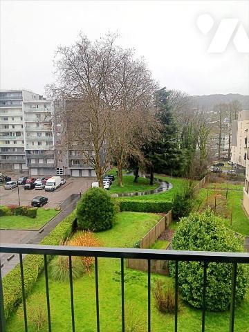 APPARTEMENT F4 AVEC PARKING ET ASCENSEUR CENTRE VILLE