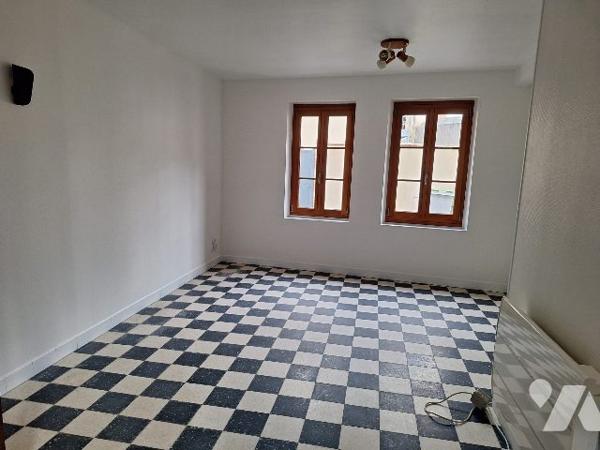 Maison de bourg 81m², AUBIGNY-SUR-NERE