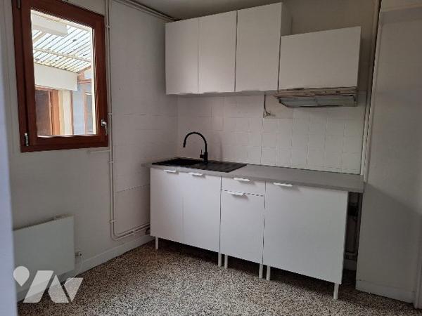 Maison de bourg 81m², AUBIGNY-SUR-NERE