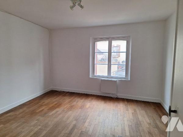 Maison de bourg 81m², AUBIGNY-SUR-NERE