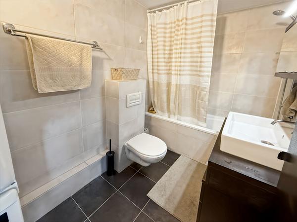 Appartement Boulogne Billancourt 2 pièce(s) 47 m2 avec balcon