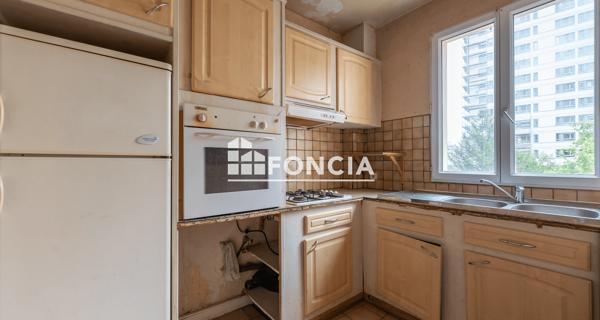 À vendre Appartement 2 pièces 49 m² - Paris 75019