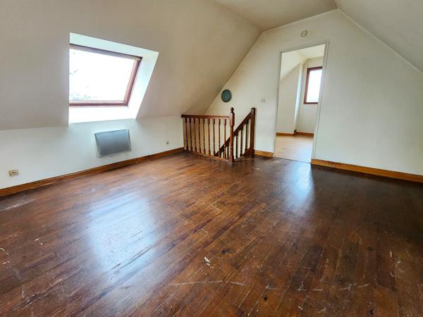 Maison  4 pièce(s) 93 m2