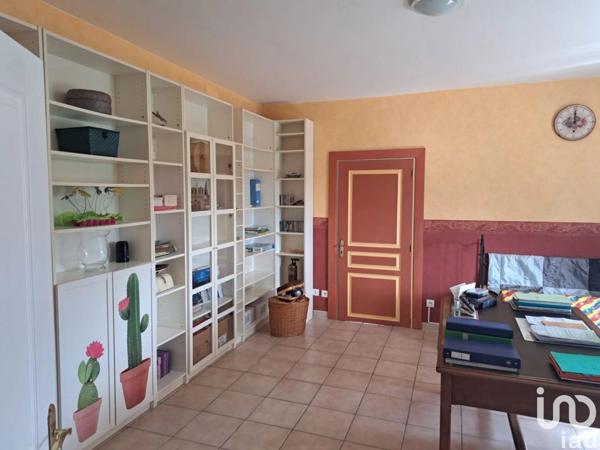 Maison 7 pièces de 366 m² à Montauban (82000)