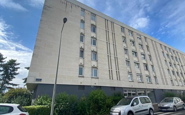 Appartement à louer    4 pièces •  Tours